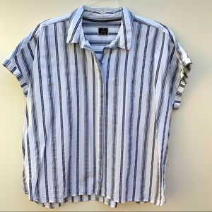 *SOLD* Denver Hayes top (2XL)